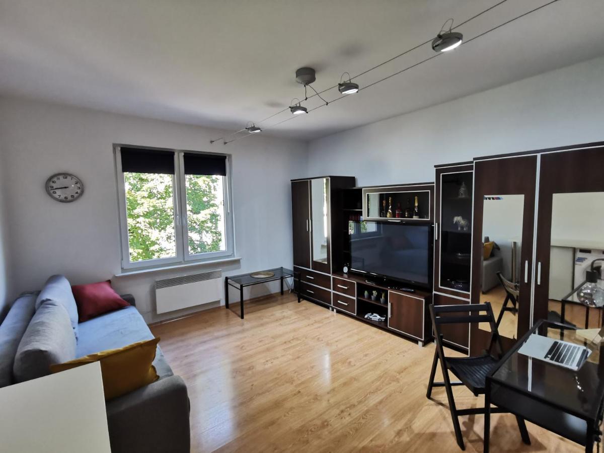 Small Apartament In Heart Of Boleslawiec City Zewnętrze zdjęcie
